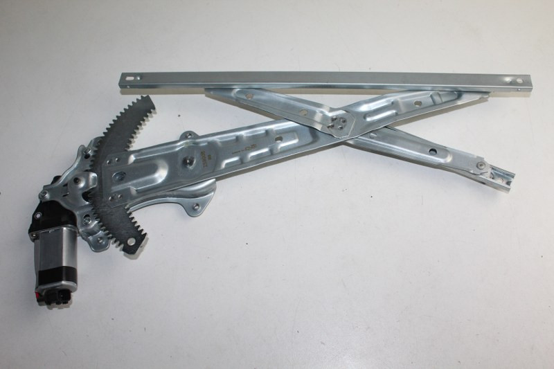 ISUZU WINDOW REGULATOR ELE KB300 LHS 13-